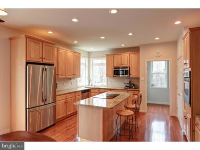 526 Wall St, Phoenixville, PA 19460 - photo 7