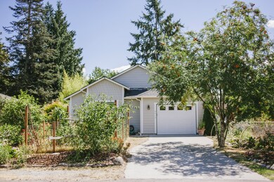 2415 15th Ave SE, Olympia, WA 98501 - photo 2