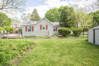 423 E Moorestown Rd, Wind Gap, PA 18091 - photo 3