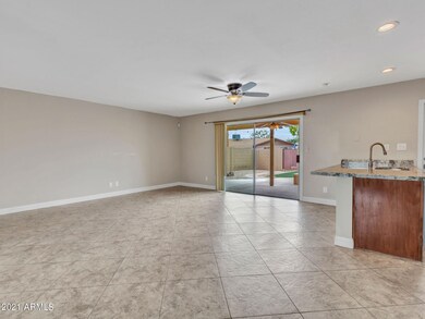 Dining Room/Kitchen