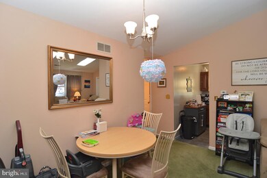 10 Maplewood Ave unit 7B, Mohnton, PA 19540 - photo 3