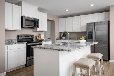 02 kitchen