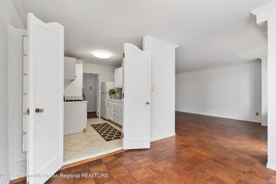 Entry to kitchen