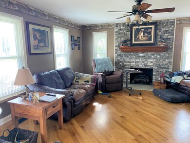 1657 Gainesway Dr, Worthington, KY 41183 - photo 7