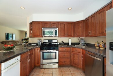 428 Gulf Rd W, South Dartmouth, MA 02748 - photo 7