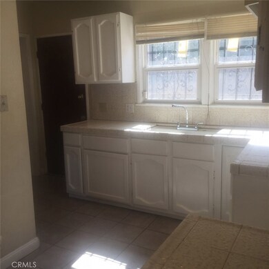 1100 E 121st Place, Los Angeles, CA 90059 - photo 6