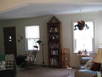 3835 Bellevue Rd, Toledo, OH 43613 - photo 4