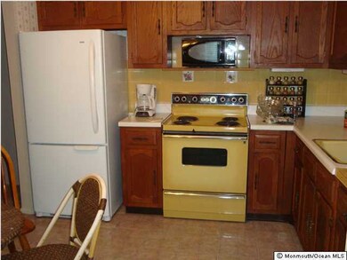 15 Lafayette Dr unit A, Whiting, NJ 08759 - photo 2