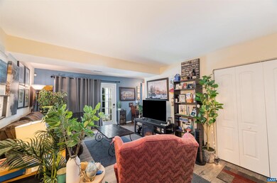 1205 Villa Ln unit B, Charlottesville, VA 22903 - photo 5