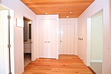 Front Door Entry/Foyer Unit Coat Closet