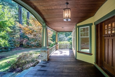 399 Henry St, Amherst, MA 01002 - photo 4