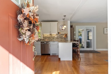 70 Salem St, North Andover, MA 01845 - photo 4