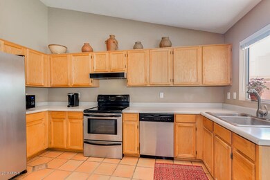 60 S Twelve Oaks Blvd, Chandler, AZ 85226 - photo 2