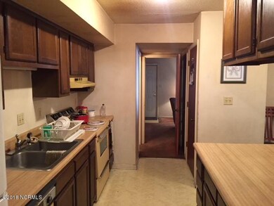 320 Myrtlewood Cir unit 62, Jacksonville, NC 28546 - photo 6