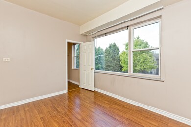 1642 N Campbell Ave unit 2, Chicago, IL 60647 - photo 3