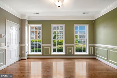 2223 Oberlin Dr unit 333A, Woodbridge, VA 22191 - photo 2