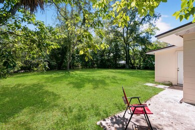 6716 Mopsy Ln, Jacksonville, FL 32210 - photo 4