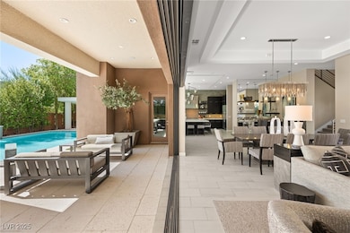 Seamless indoor/outdoor living