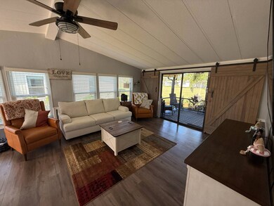 1022 La Paloma Blvd, North Fort Myers, FL 33903 - photo 7