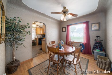 4651 Division Ave Se, Wyoming, MI 49548-
