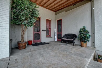 405 S Main St, Auburn, IN 46706 - photo 4