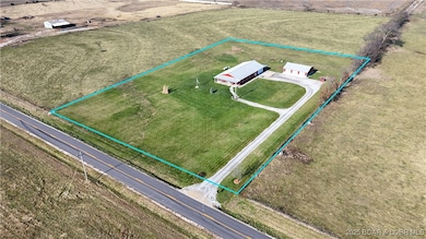 31833 State Route W, Smithton, MO 65350 - photo 2