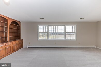 150 W Linfield-Trappe Rd, Royersford, PA 19468 - photo 6