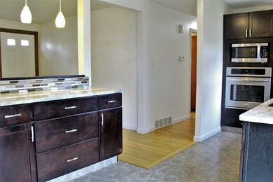 13 Mariette Dr, Portsmouth, NH 03801 - photo 6