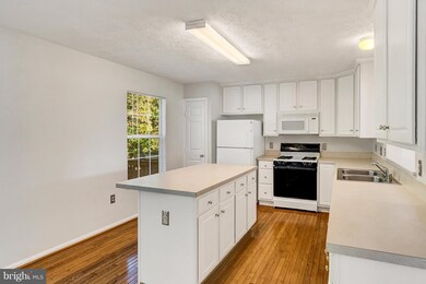 4162 La Mauricie Loop, Dumfries, VA 22025 - photo 5