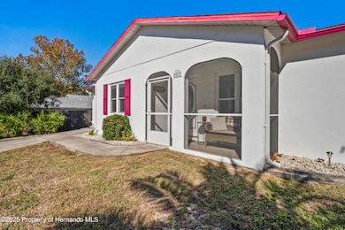 photos_high_resolution_003_Entrance