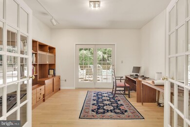 2 Roland Ct, Towson, MD 21204 - photo 7