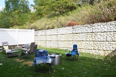 63 Lona Ln, Rensselaer, NY 12144 - photo 3