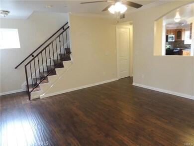 2041 E Piru St, Compton, CA 90222 - photo 2