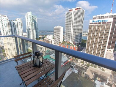Centro unit 2802, Miami, FL 33131 - photo 4