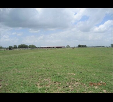 8627 Jeske Rd, Needville, TX 77461 - photo 2