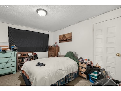 441 W Gloucester St, Gladstone, OR 97027 - photo 7