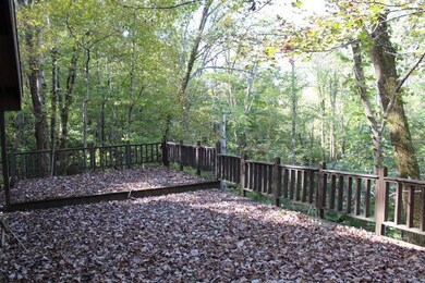 565 Edgewater Rd, Burnside, KY 42519 - photo 3