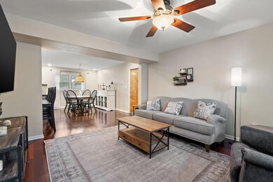 545 N Oakwood Ave unit 5, Griffith, IN 46319 - photo 5