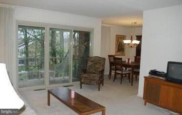 3618 Gleneagles Dr unit 3H, Silver Spring, MD 20906 - photo 4