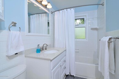 Newly Remodeled Bath
