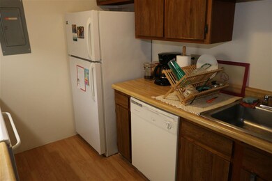 204 Mechanic St unit 5, Lebanon, NH 03766 - photo 5