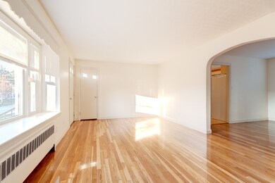 22 Thornton Rd, Worcester, MA 01606 - photo 3