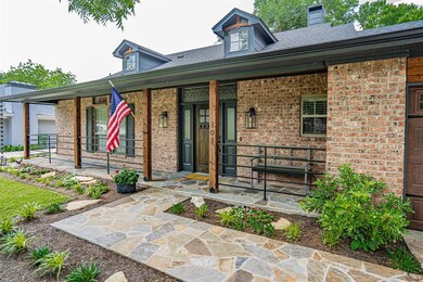 303 Casas Del Sur St, Granbury, TX 76049 - photo 3