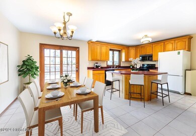 56 Laura Dr, Latham, NY 12110 - photo 4