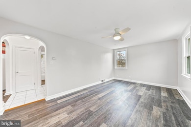 2203 Steele Rd, Drexel Hill, PA 19026 - photo 3