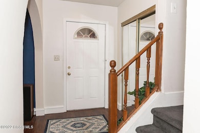 284 Colonie St, Albany, NY 12210 - photo 6