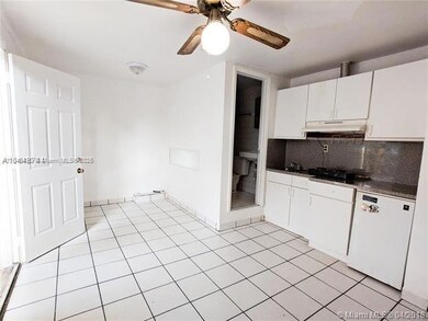 2433 SW 11th St unit B, Miami, FL 33135 - photo 4