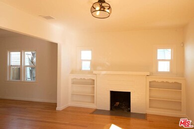 1671 Vineyard Ave, Los Angeles, CA 90019 - photo 5