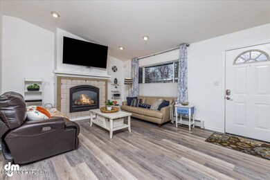 05-Living Room-DW-4905