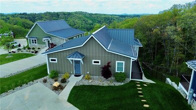 70 Paynes Ct, Roaring Gap, NC 28668 - photo 5